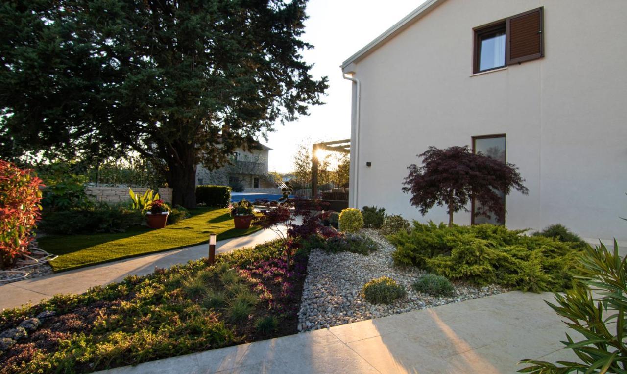 Villa Caprice - Krk Milohnici Extérieur photo